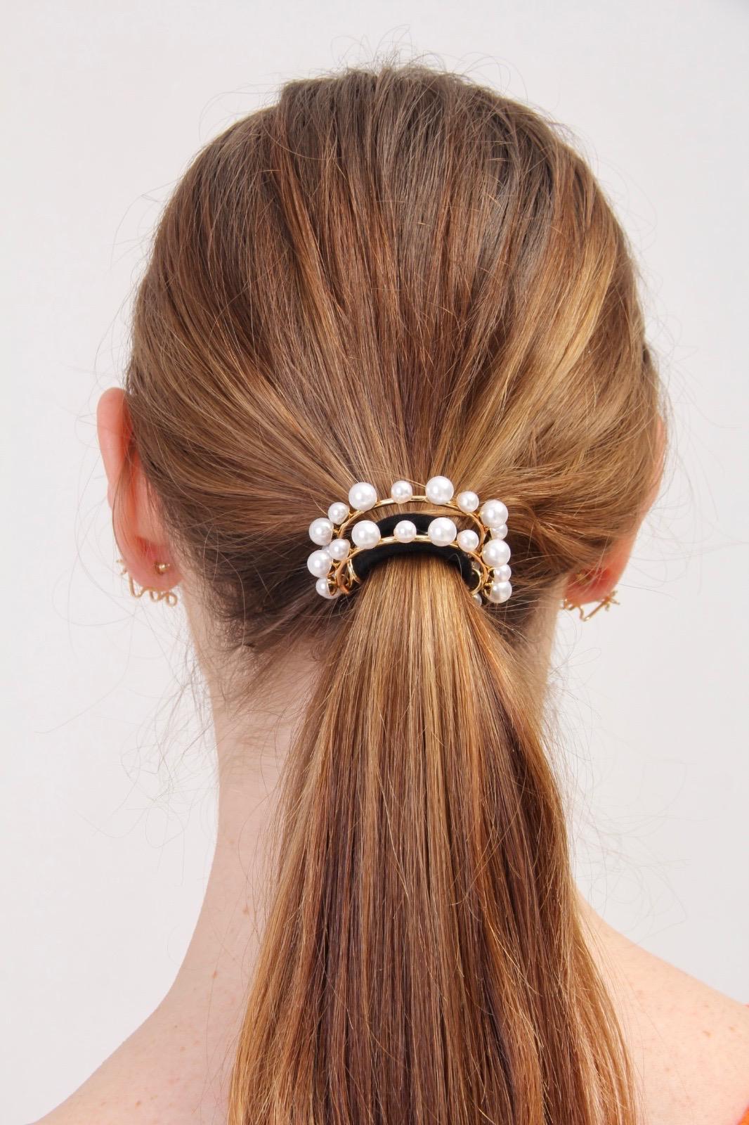 İNCİ PONY CUFF
